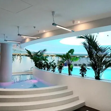 Gc Sun Club With Spa & Sauna & Pool شقة شتشيتسين